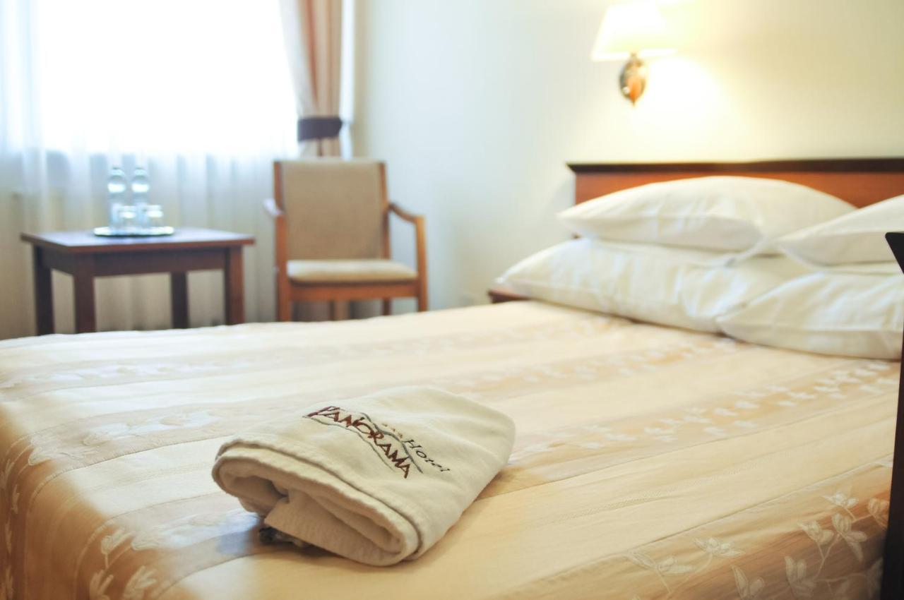 Hotel Panorama Ostrowiec Swietokrzyski Luaran gambar