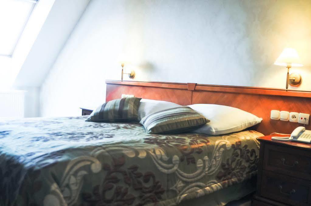 Hotel Panorama Ostrowiec Swietokrzyski Luaran gambar