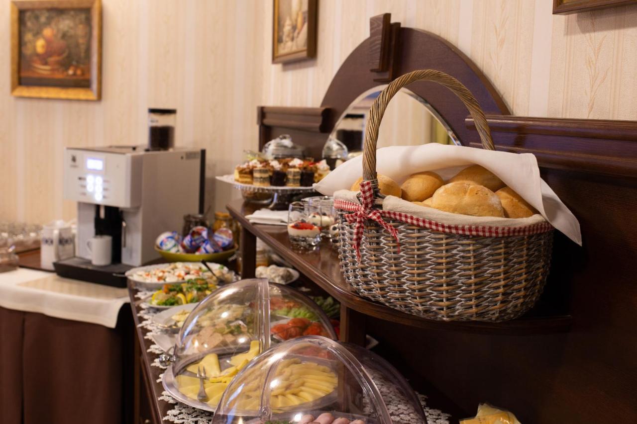 Hotel Panorama Ostrowiec Swietokrzyski Luaran gambar